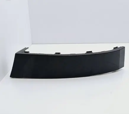 Skoda Octavia Mk2 (1Z) Rear/tail light trim molding 1Z5813346