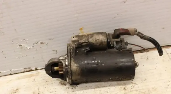 Audi A6 S6 C6 4F Starter motor