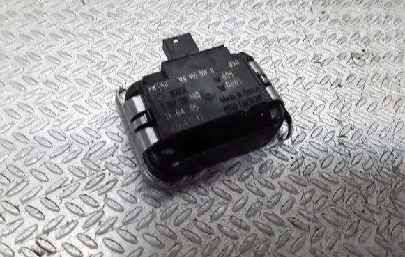 Volkswagen Golf Plus Rain sensor 1K0955559Q