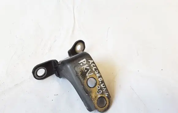 Honda Accord Front door upper hinge NOCODE