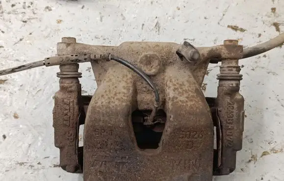 Mini Paceman (R61) Front brake caliper