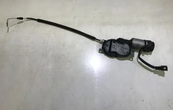 Volkswagen Phaeton Seat adjustment motor 8901011h 776ar-02
