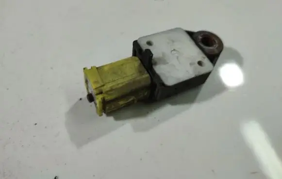 Toyota Auris 150 Airbag deployment crash/impact sensor 8917302050