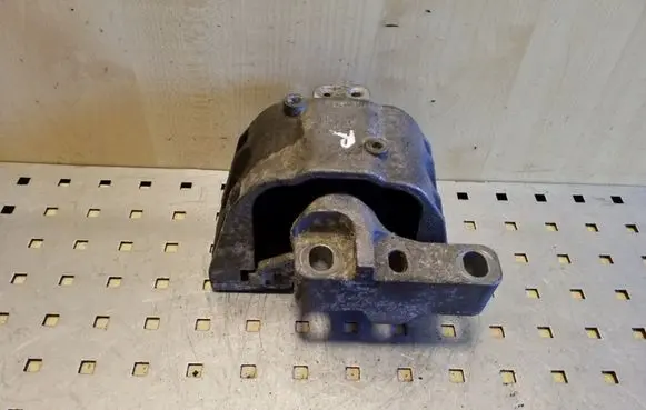 Audi A3 S3 8L Engine mount bracket 1J0199252BF