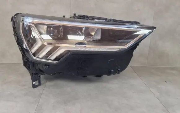 Audi Q3 F3 Headlight/headlamp 89A941034 1090025 11010660000