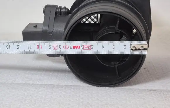 Volkswagen PASSAT B6 Mass air flow meter 0281002461 074906461B