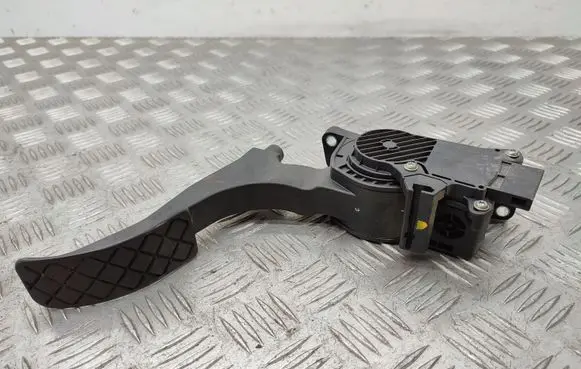 Skoda Fabia Mk2 (5J) Accelerator throttle pedal 6Q1721503H