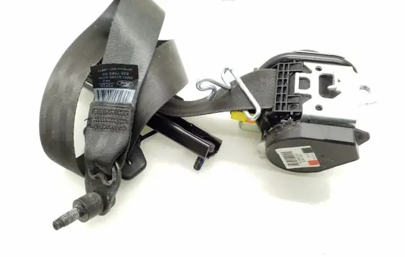 Ford Focus Front seatbelt BM5161295ADW 625652200