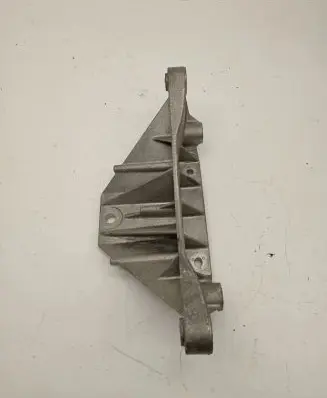 BMW X5 F15 Engine mounting bracket 7328324