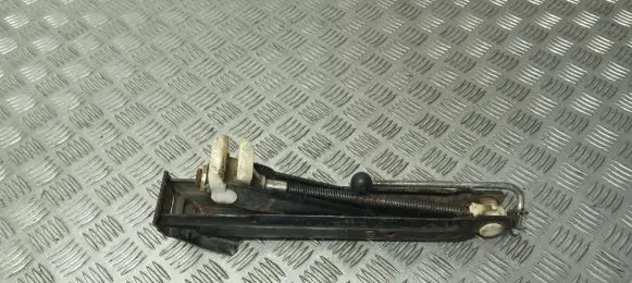Audi A4 S4 B5 8D Lift Jack 893011031G