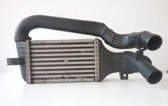 Opel Zafira A Intercooler radiator 24436438 24436438DF1 81770