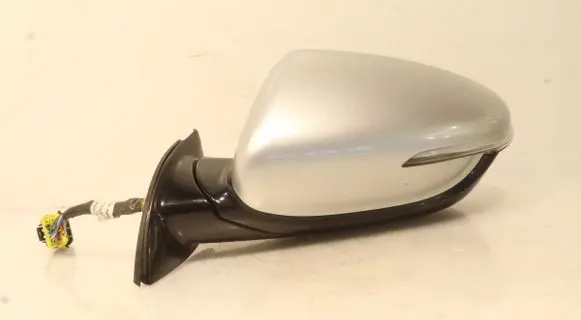KIA Ceed Front door electric wing mirror E4023790