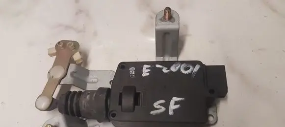 Hyundai Santa Fe Central locking vacuum pump 