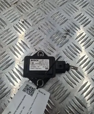 Audi A4 S4 B6 8E 8H ESP acceleration yaw rate sensor 8E0907637A