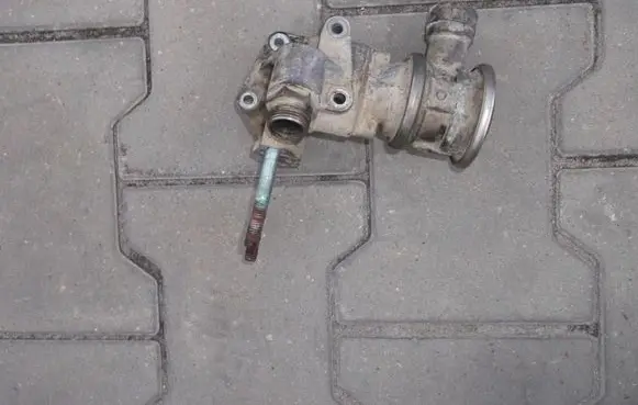 Seat Altea EGR valve 06A131351B