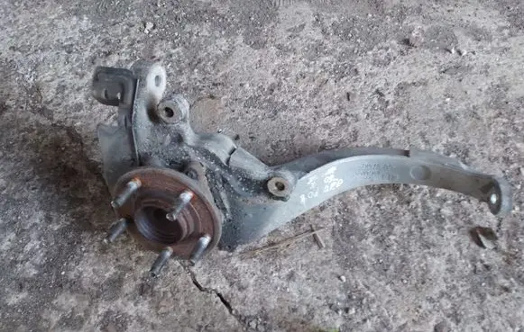 Jaguar XF Front wheel hub