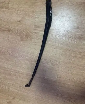Volkswagen Touareg I Front wiper blade arm 7L6955407 7L6955407A