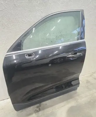 Volvo XC40 Front door