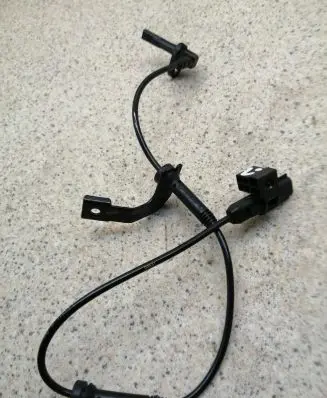 Dacia Spring ABS brake wheel speed sensor 473108534R