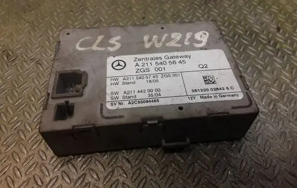 Mercedes-Benz CLS C219 Gateway control module 2115405645 A2115405645