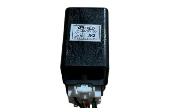 KIA Carens III Other relay 952402W100