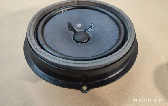 Jaguar XF X250 Front door speaker 6M2T18808AC