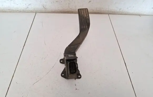 Ford Focus Accelerator throttle pedal 98AB9F836AE