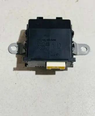 Lexus UX Door central lock control unit/module 8597076030