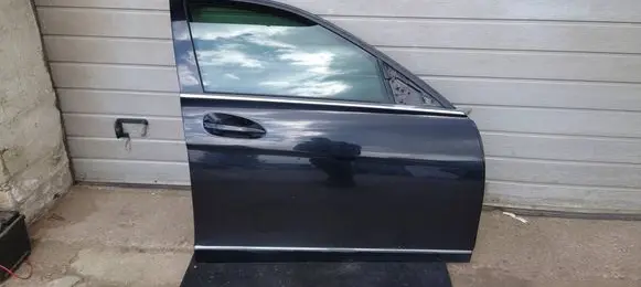 Mercedes-Benz C W204 Front door 