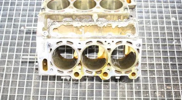 Lexus RX 330 - 350 - 400H Engine block 3MZFE