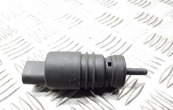 Mercedes-Benz ML W163 Windscreen/windshield washer pump