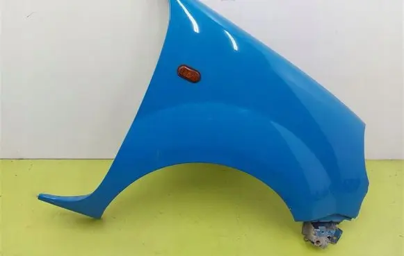 Renault Kangoo I Fender 