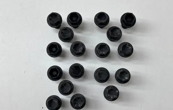 Mercedes-Benz A W177 Nuts/bolts 