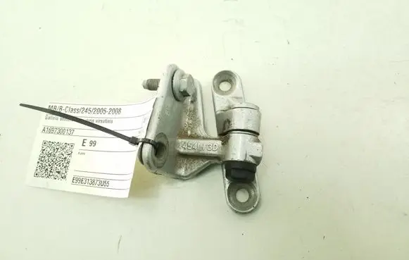 Mercedes-Benz B W245 Rear door upper hinge A1697300137