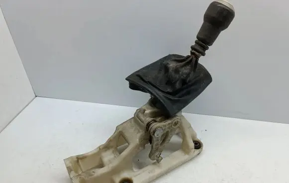 Hyundai Getz Gear shifter/selector 437301CXXX