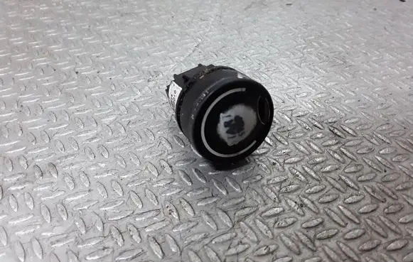 Renault Espace - Grand espace IV Engine start stop button switch 8200004282