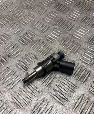 Audi A6 S6 C6 4F Fuel injector 06F906036A