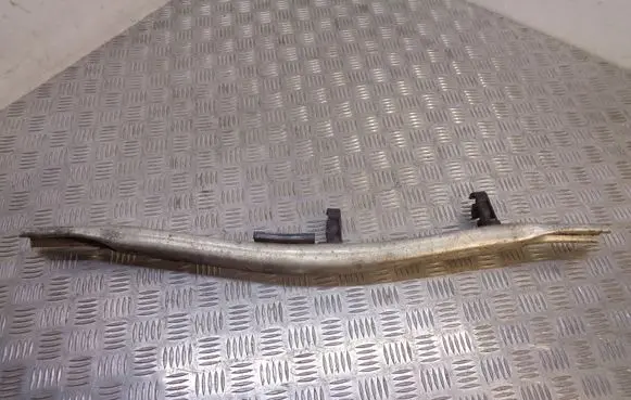 Top upper radiator support slam panel