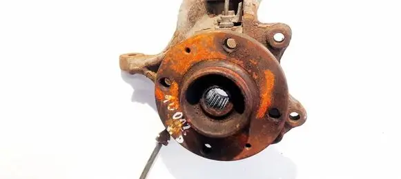 Peugeot 207 Front wheel hub