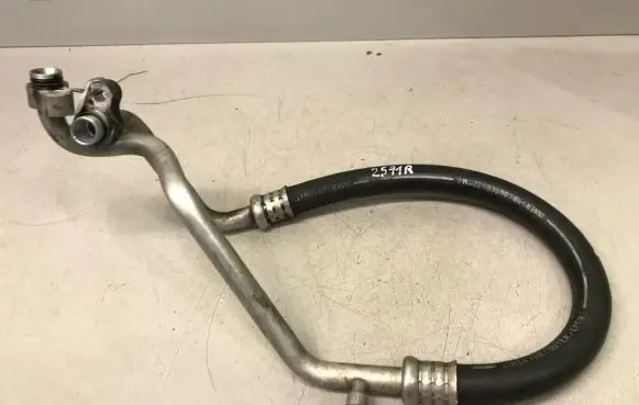 Mitsubishi Grandis Air conditioning (A/C) pipe/hose