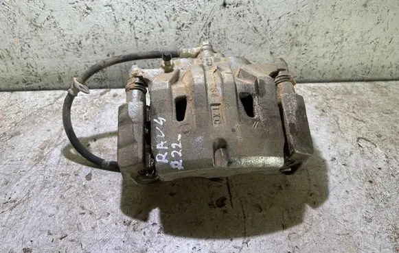 Toyota RAV 4 (XA50) Front brake caliper