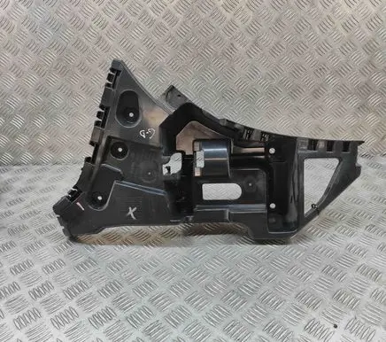 BMW X2 F39 Rear bumper mounting bracket 7426438