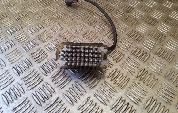 Audi A6 S6 C4 4A Heater blower motor/fan resistor 5DS00645502 4A0820521A