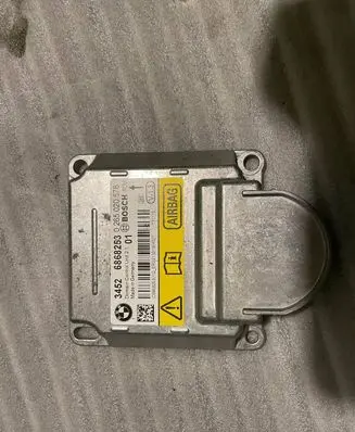 BMW 1 F20 F21 Airbag control unit/module 6868253