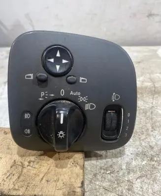 Mercedes-Benz C W203 Light switch A2035450604 04058515 24406574725