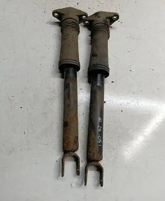 Hyundai i30 Rear shock absorber/damper 553102R250S2 553102R250 801402000298