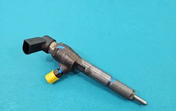 Fuel injector