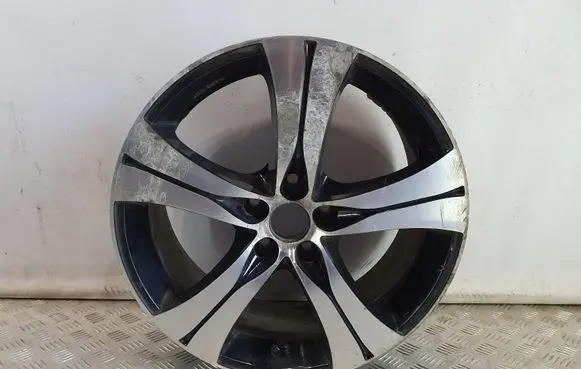 R18 alloy rim