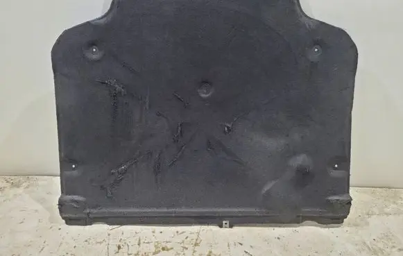 Audi A5 Engine splash shield/under tray 8W0863822