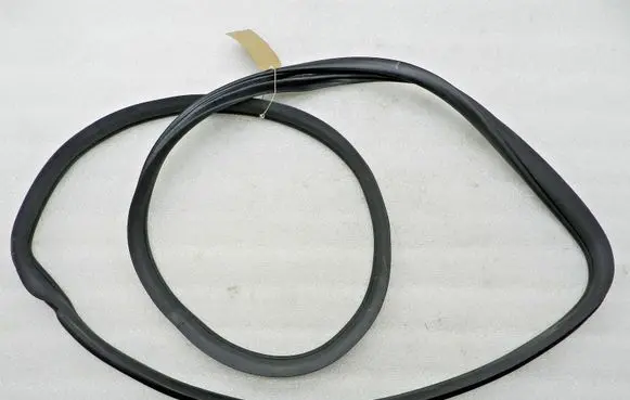 Mercedes-Benz E W212 Rear door rubber seal (on body) A2047270387 A2047271187